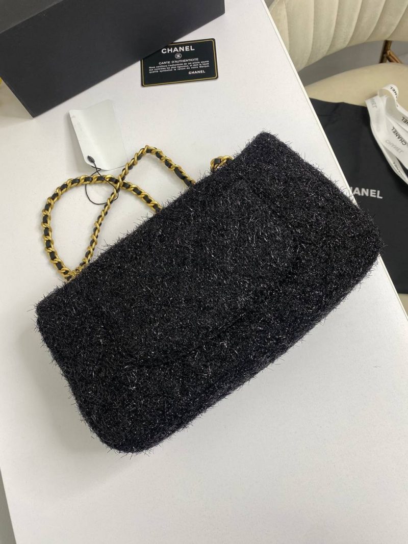 photo_5454134108713242855_y