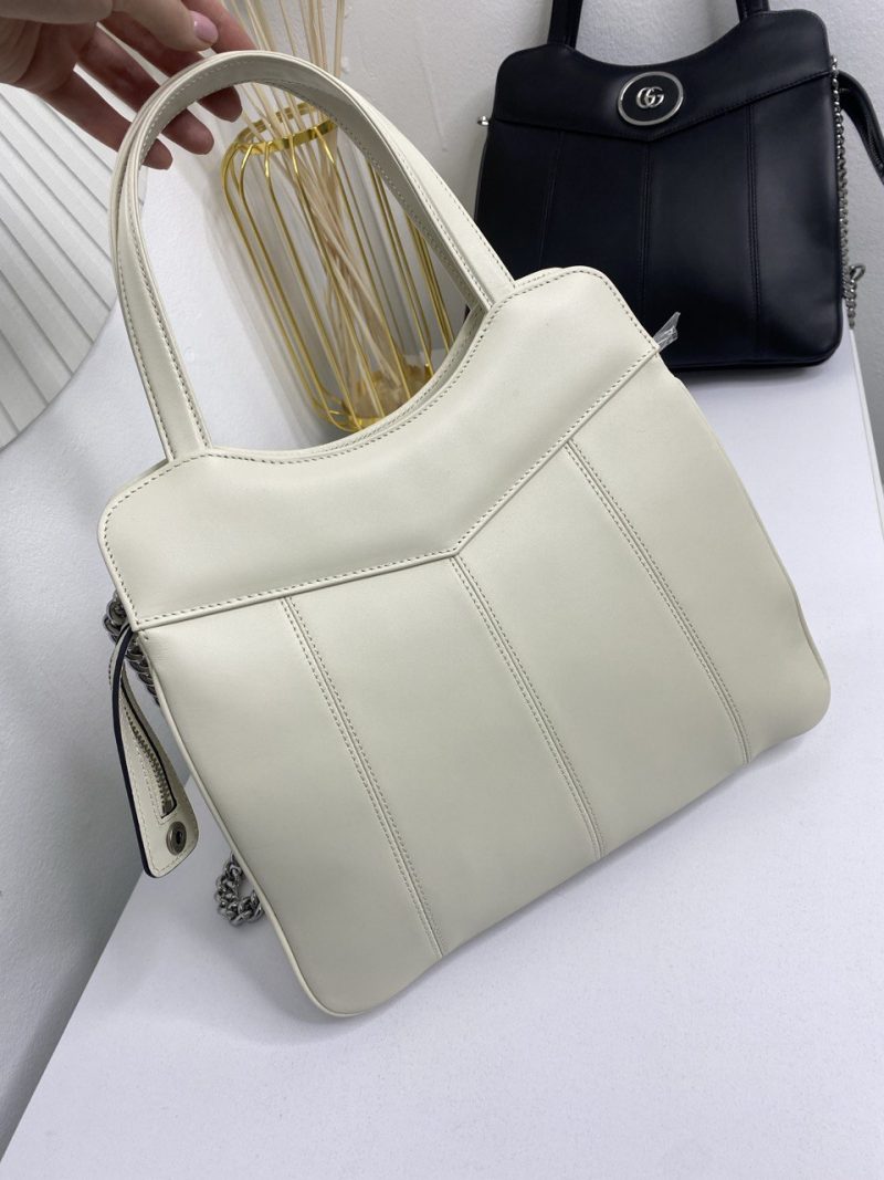 photo_5262835904572150304_y