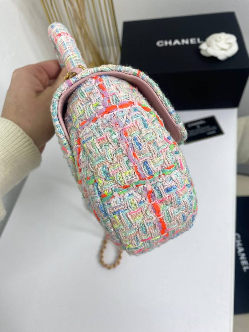 photo_5273776835542505457_y