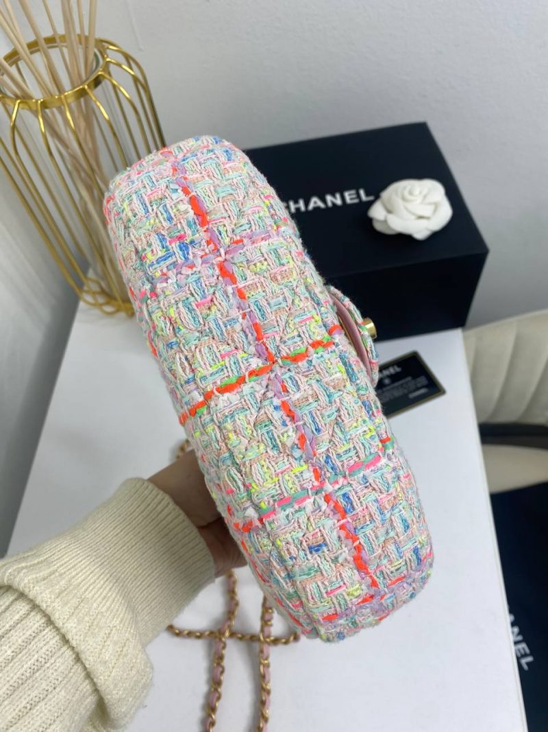 photo_5273776835542505458_y