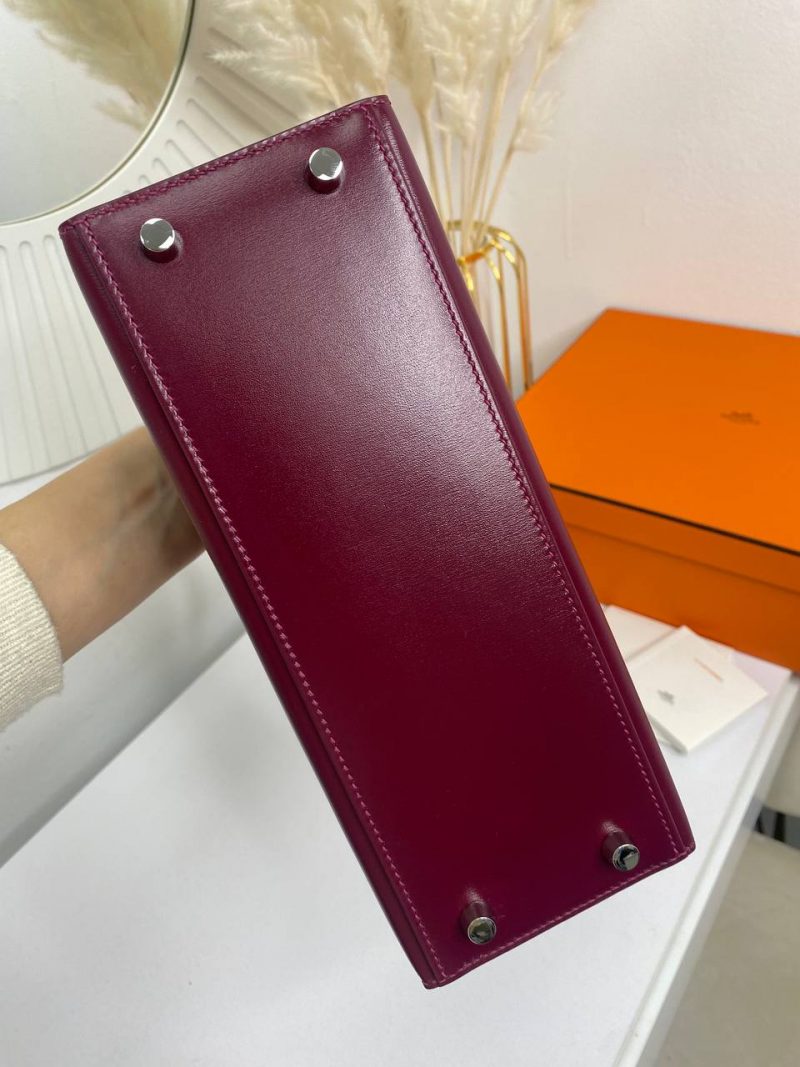 photo_5274018547711992698_y