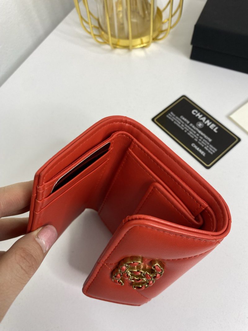 photo_5300877117107590360_y