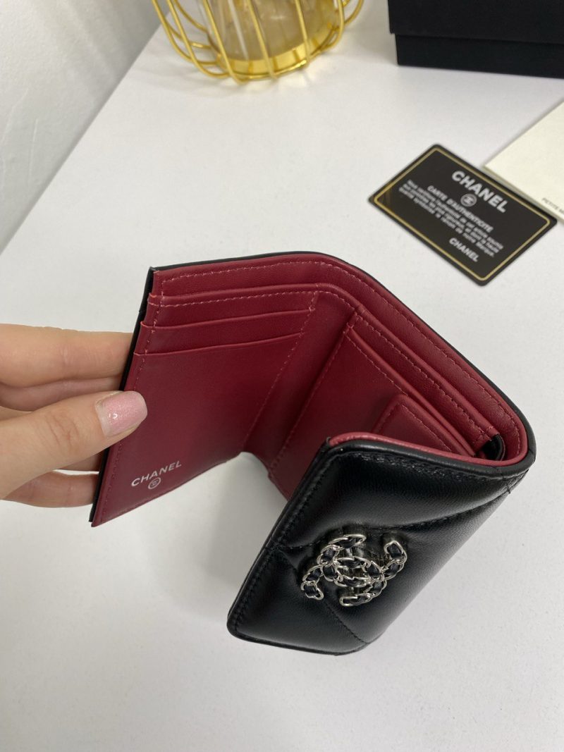 photo_5300877117107590368_y