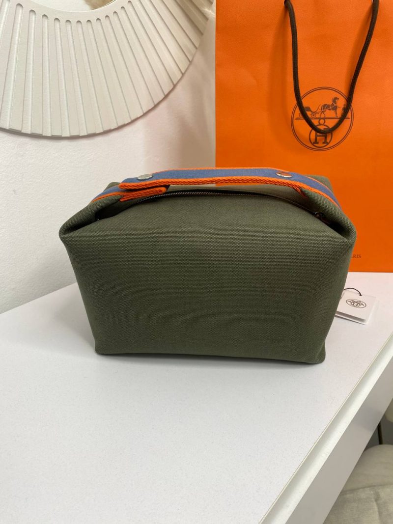 photo_5305673019324225699_y