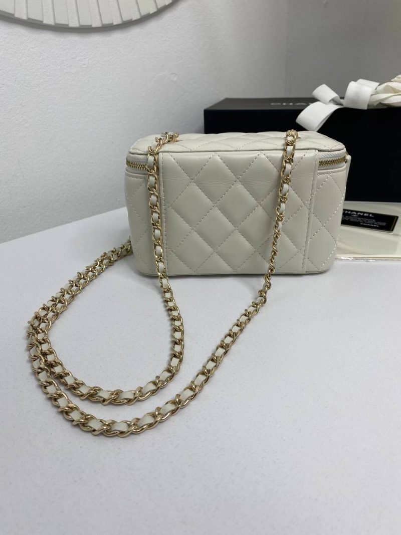 photo_5307505845078184658_y