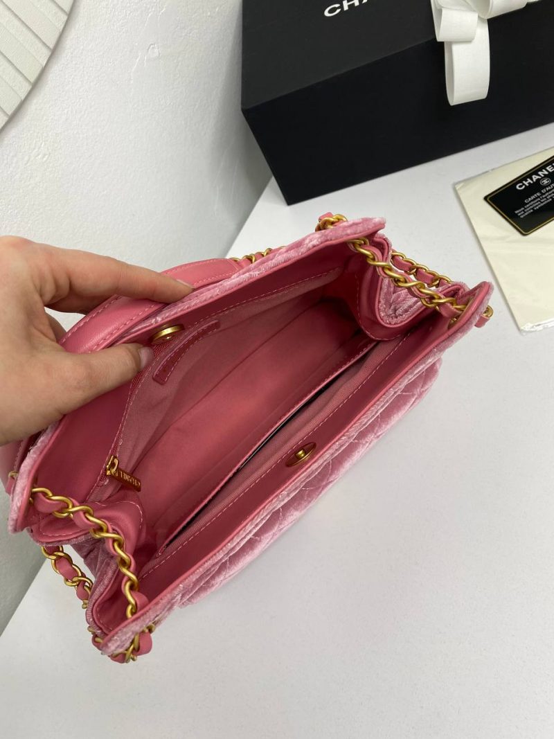 photo_5307505845078184702_y