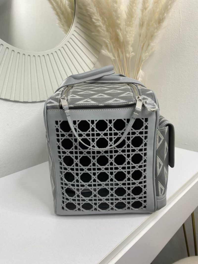 photo_5312125868384048296_y