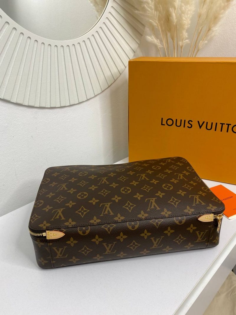 photo_5312125868384048309_y