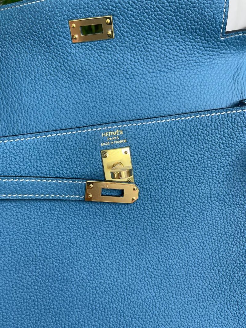 photo_5325625453106549999_y