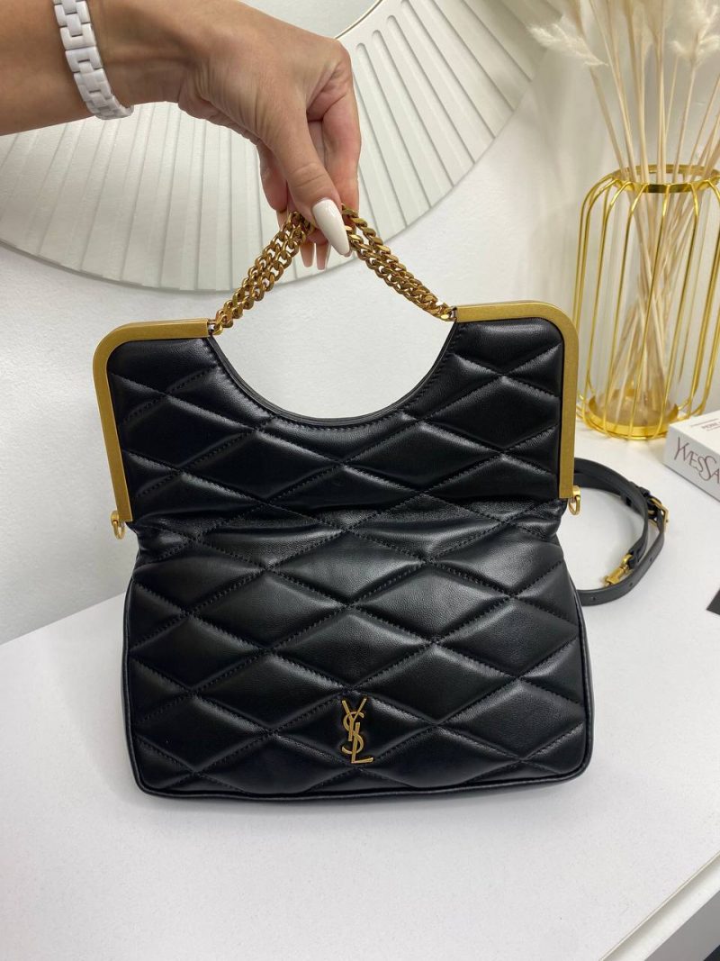 photo_5325883456086989952_y