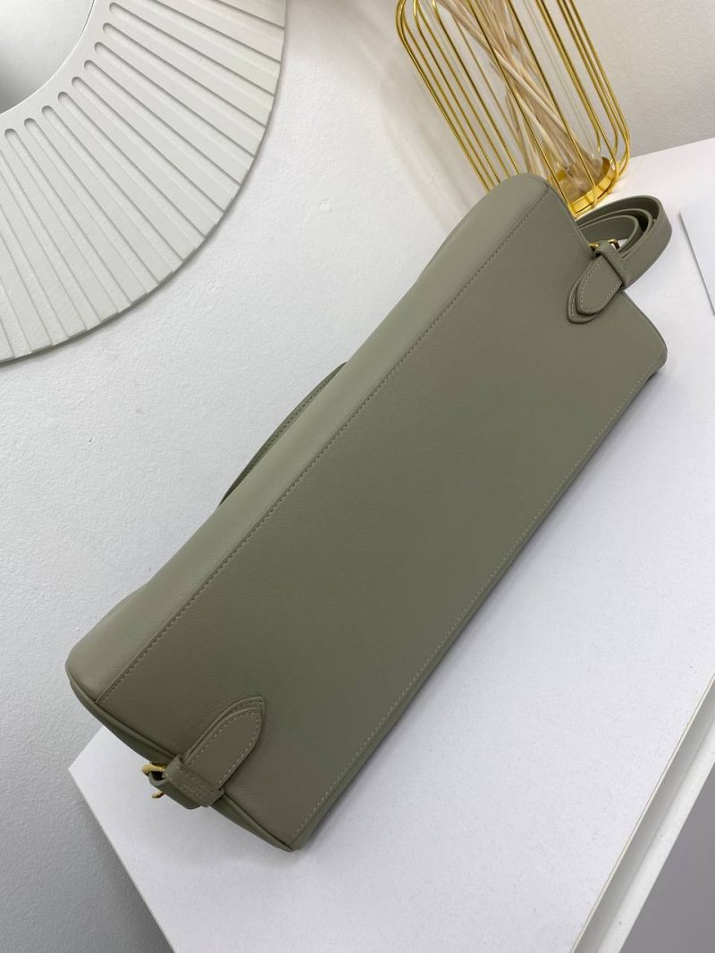 photo_5326013756804815927_y