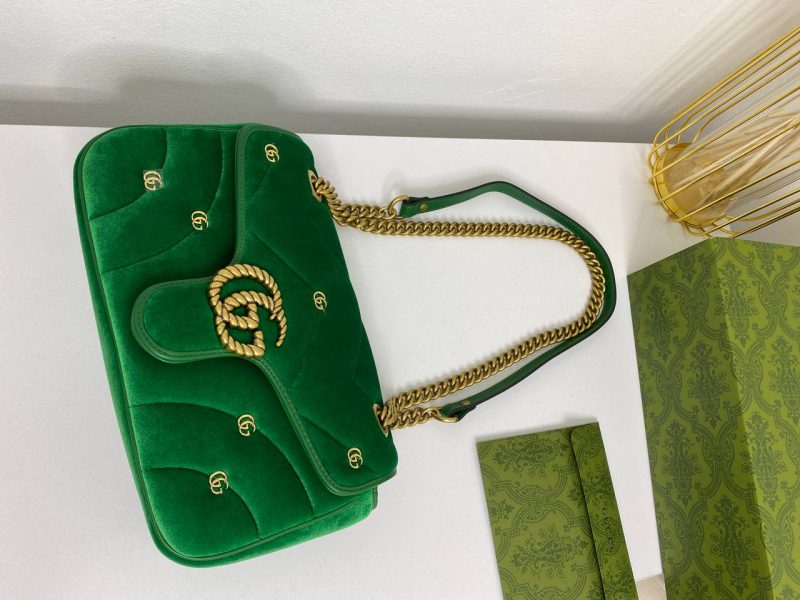 photo_5330495306070086905_y