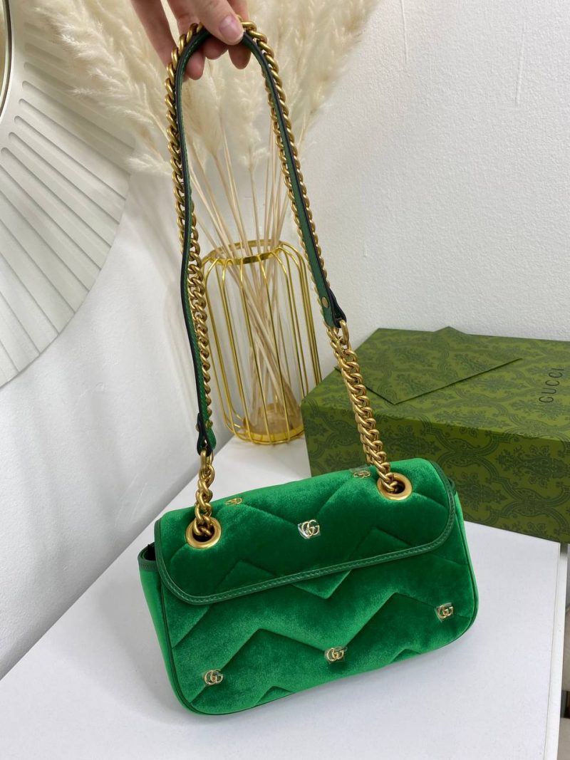 photo_5330495306070086929_y