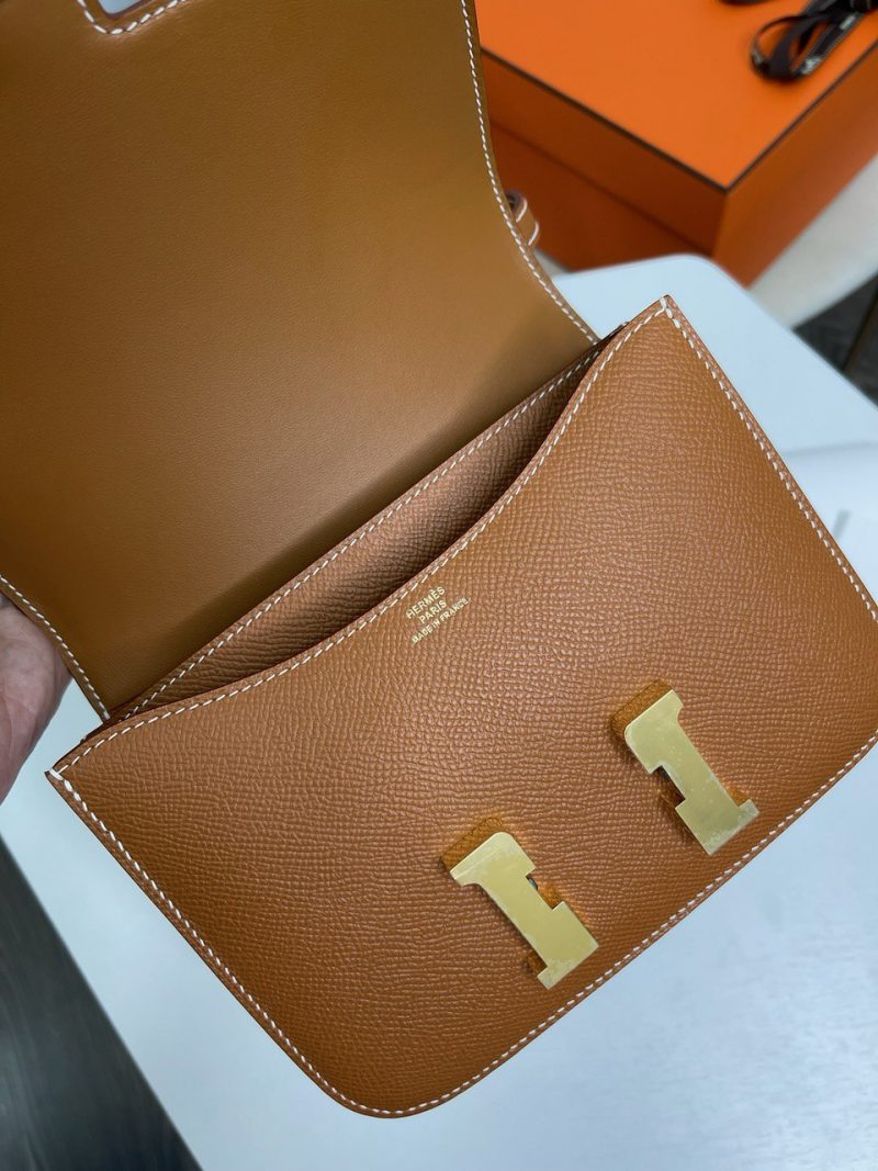 photo_5341415148751018001_y