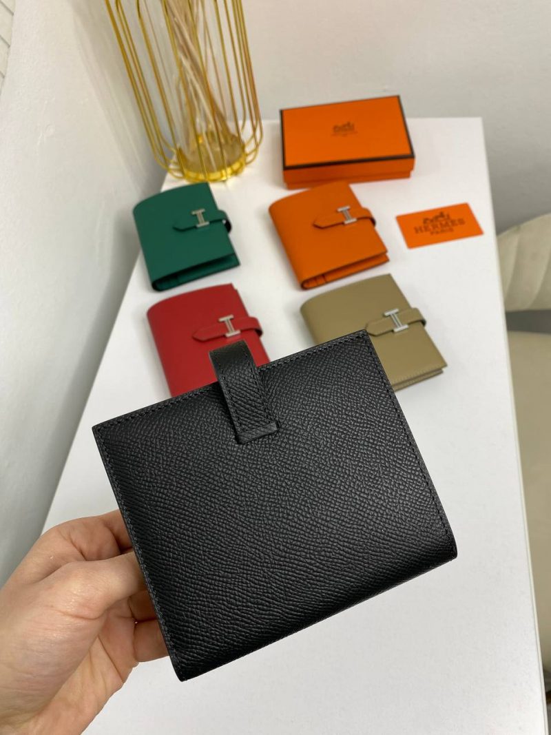 photo_5341675861855819206_y