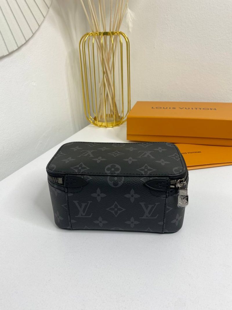 photo_5343628229434528452_y