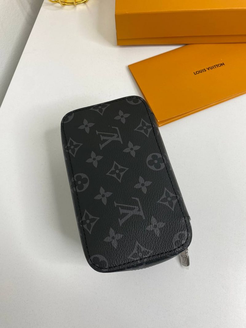 photo_5343628229434528453_y