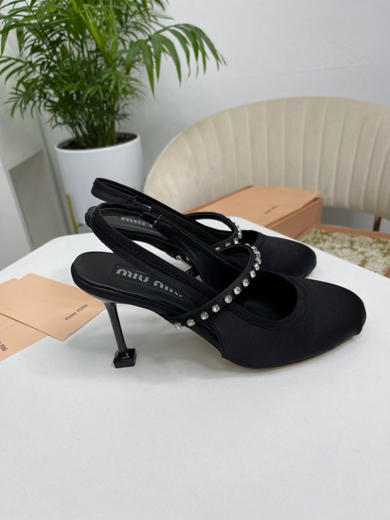 photo_5357190988830987128_y