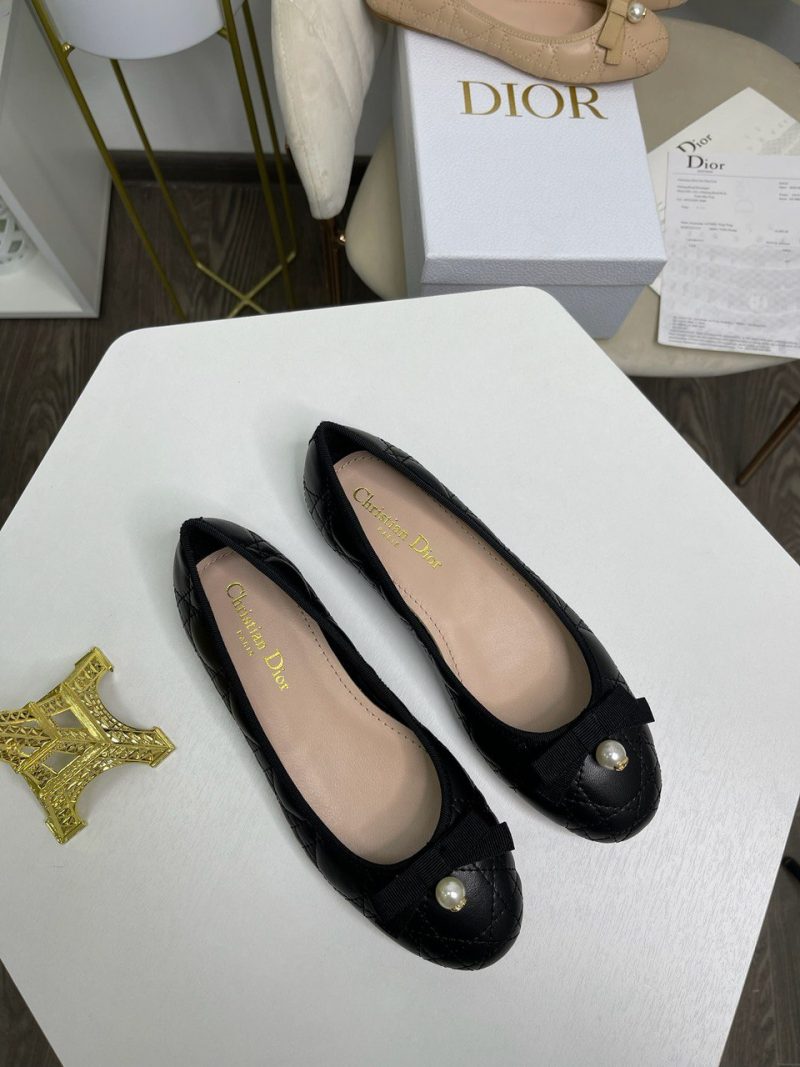 photo_5357190988830987178_y