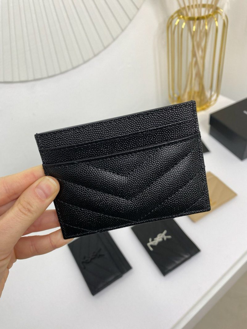 photo_5357190988830987212_y