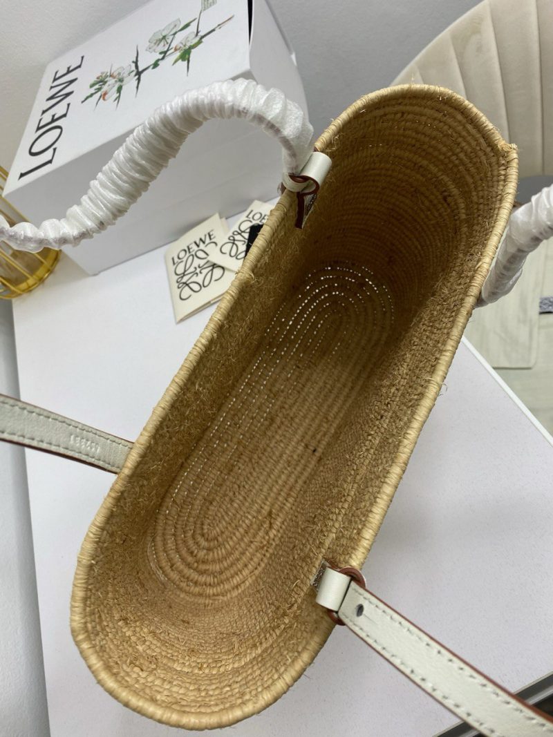 photo_5359442788644674286_y