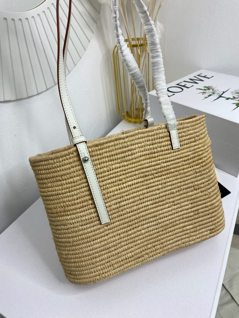 photo_5359442788644674287_y