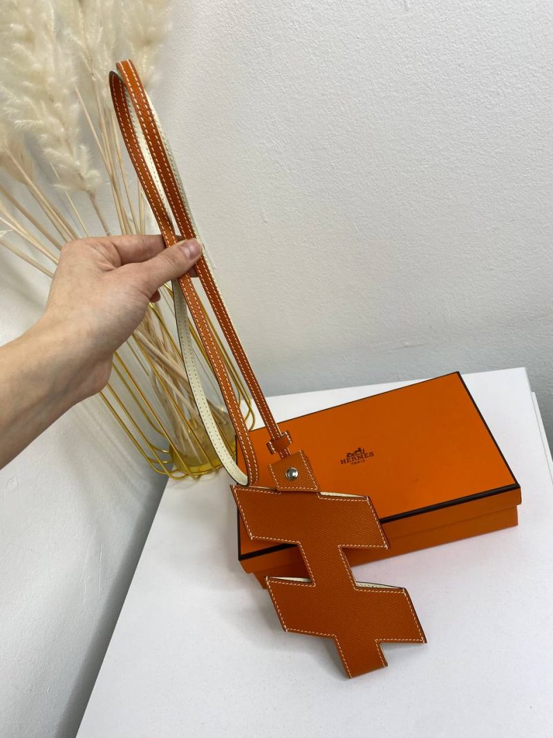 photo_5364237565579875969_y