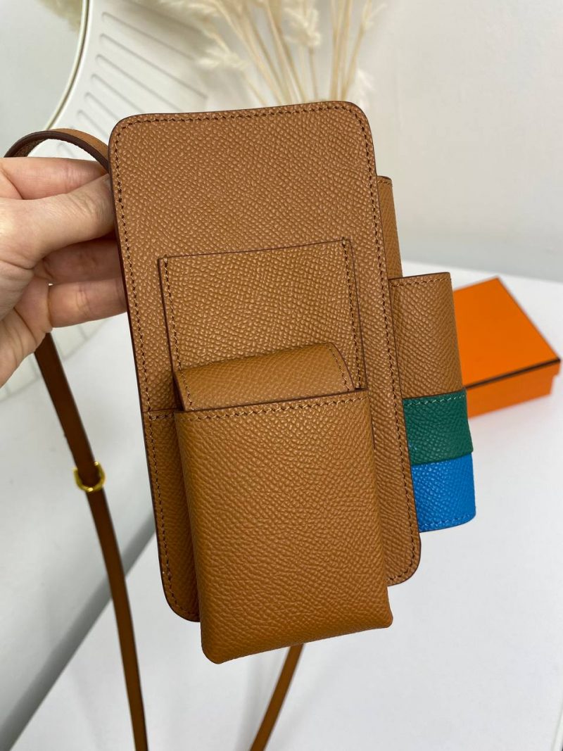 photo_5364237565579875988_y