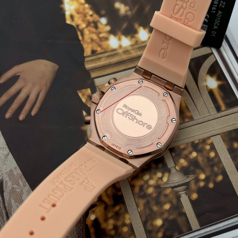 photo_5375511317860963331_y