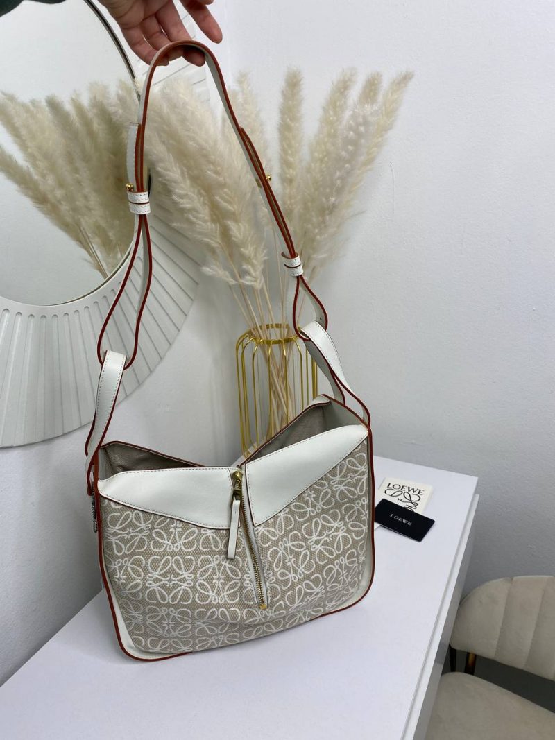 photo_5399944300181182468_y