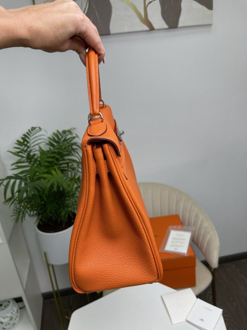 photo_5400107045081962238_y