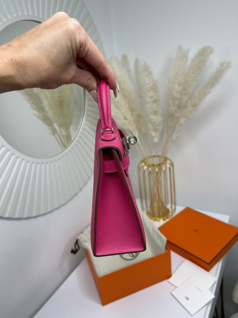 photo_5406617111696103118_y