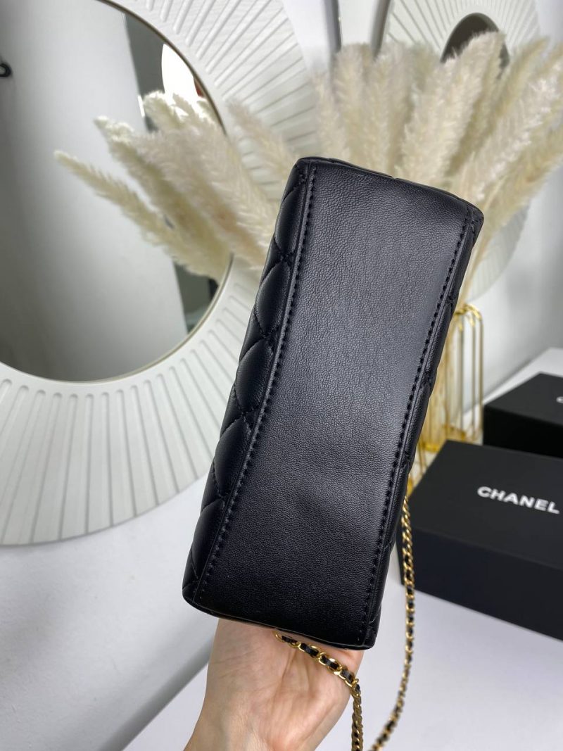 photo_5190521205201951768_y