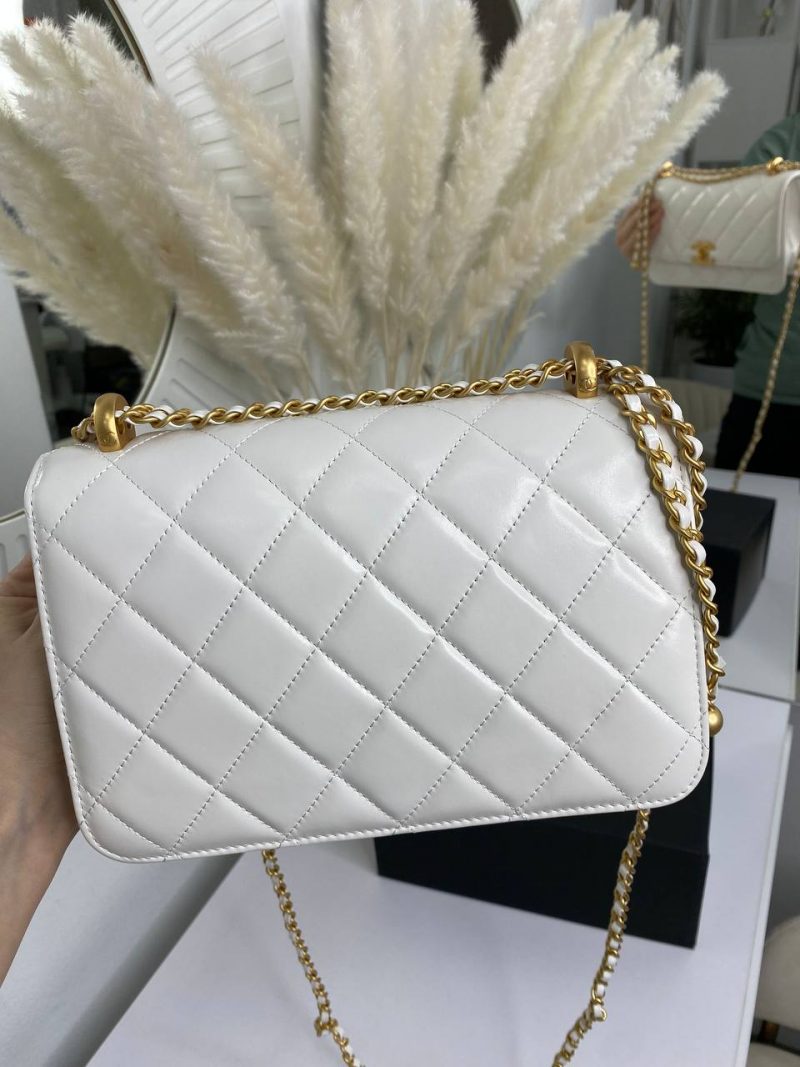 photo_5190521205201951772_y