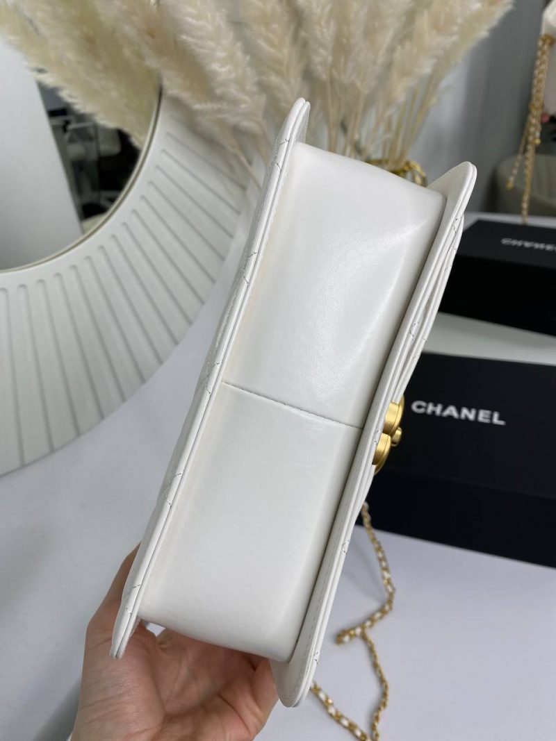 photo_5192753209511368804_y