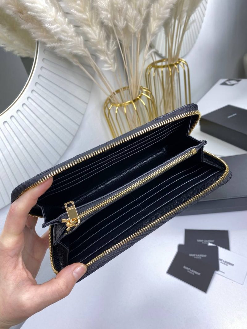 photo_5195440561958542298_y