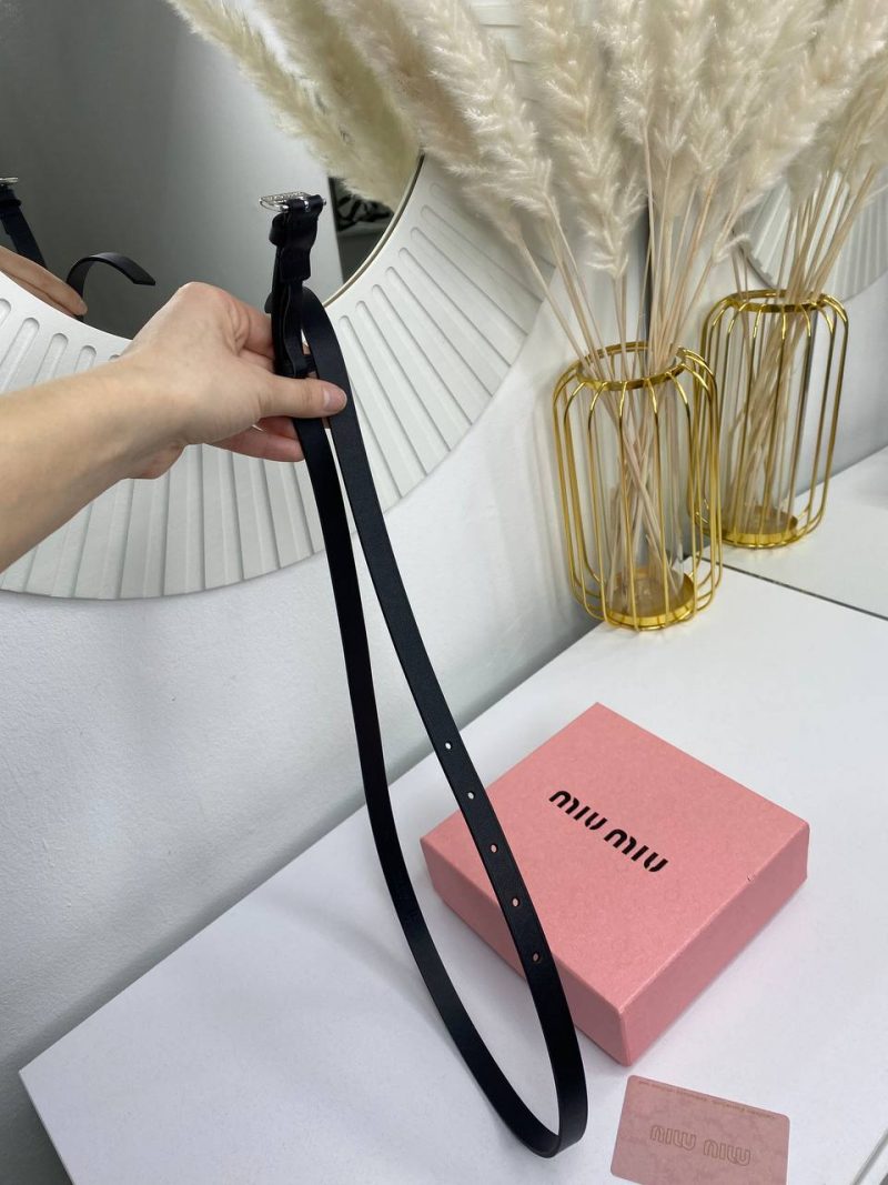 photo_5197438743953400952_y