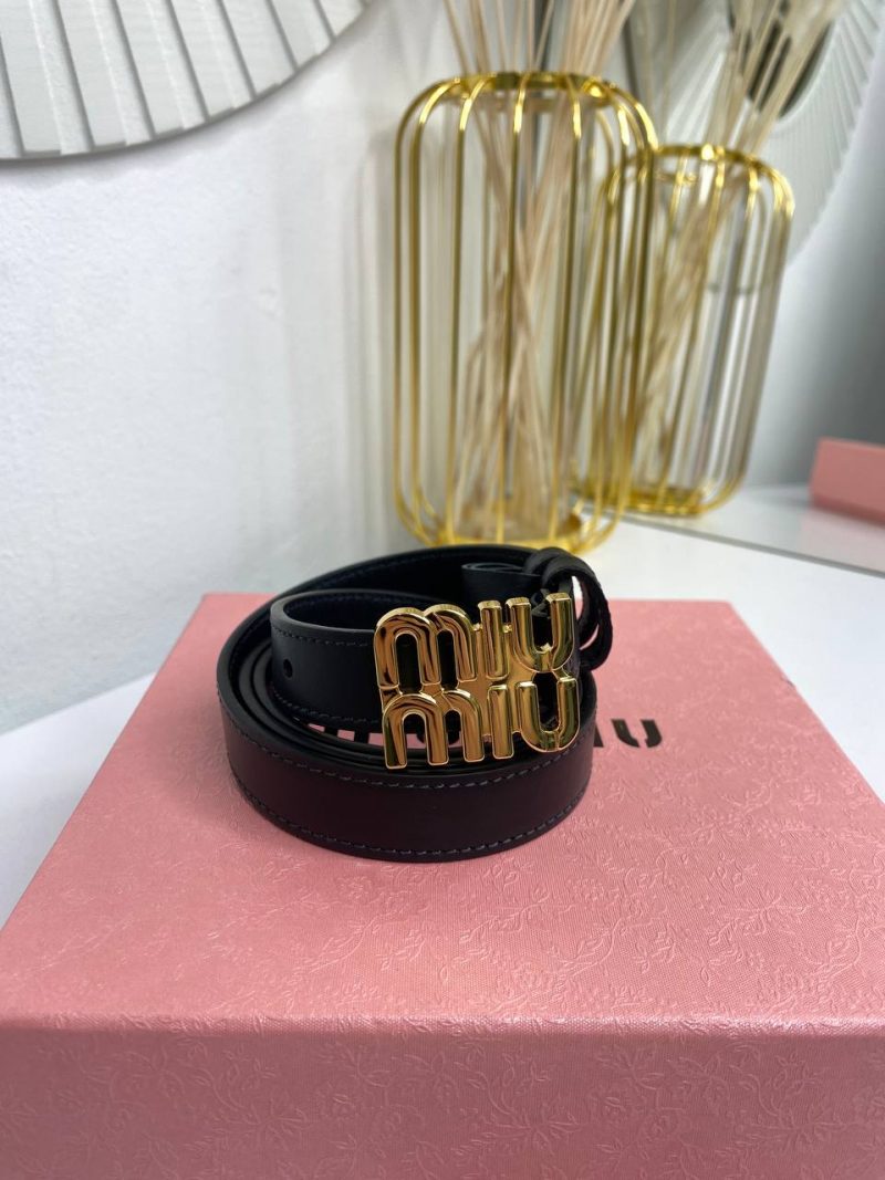 photo_5199804253026244148_y