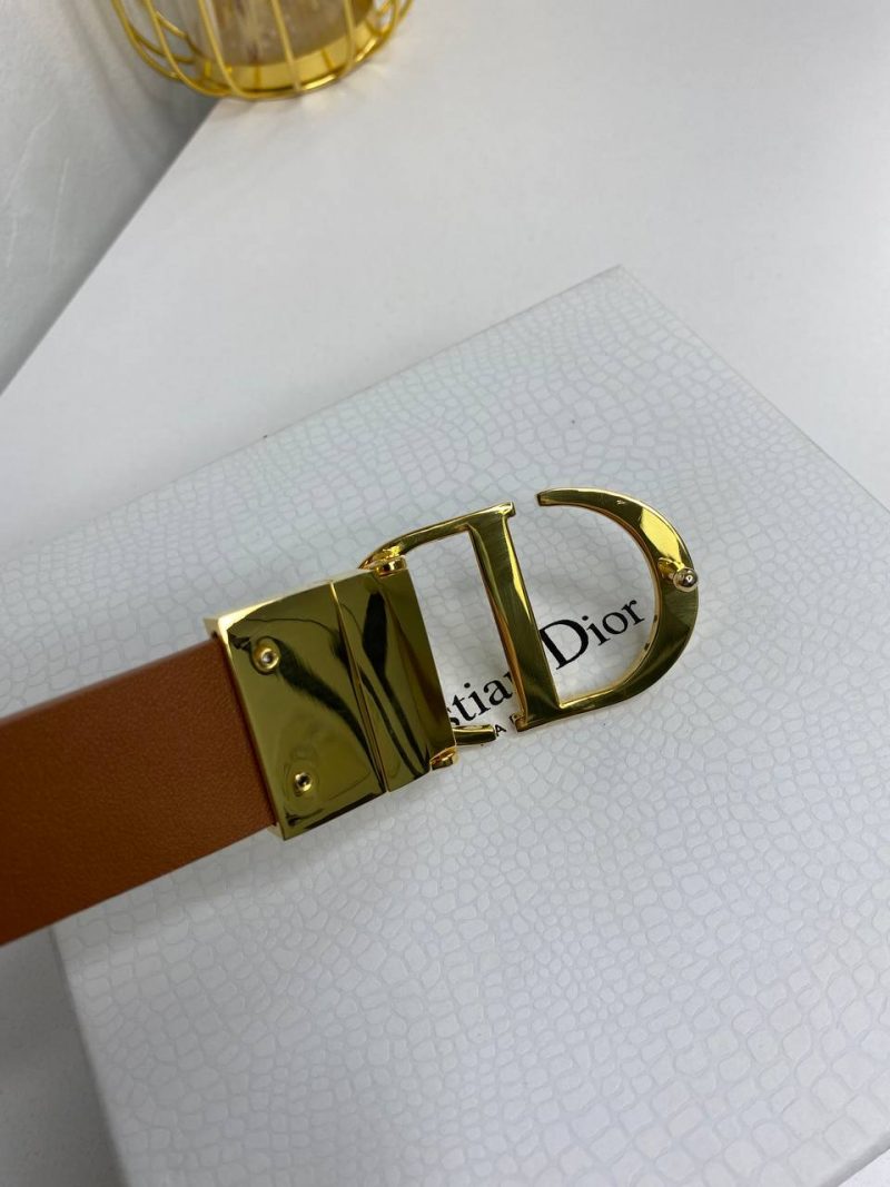 photo_5208687134452602542_y