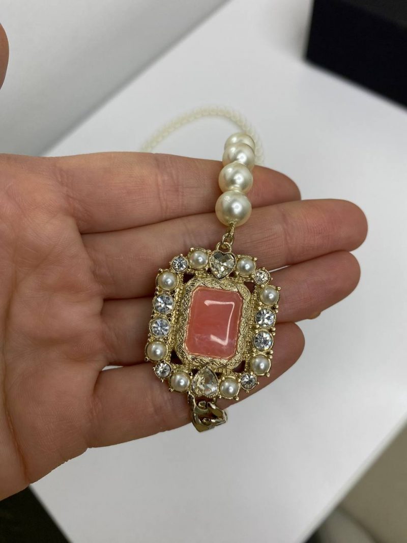 photo_5404705176939518476_y