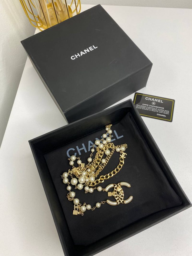 photo_5404705176939518551_y