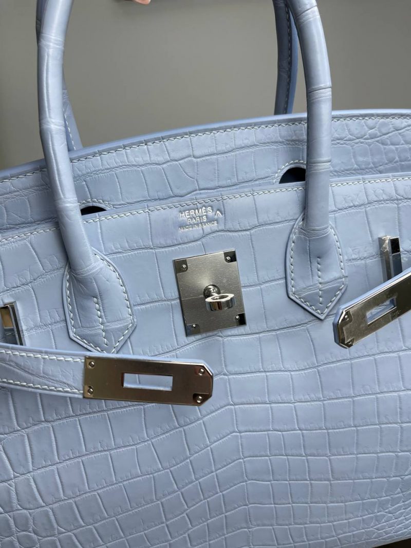 photo_5407023570221127079_y