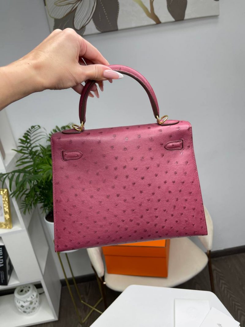 photo_5409275370034812393_y