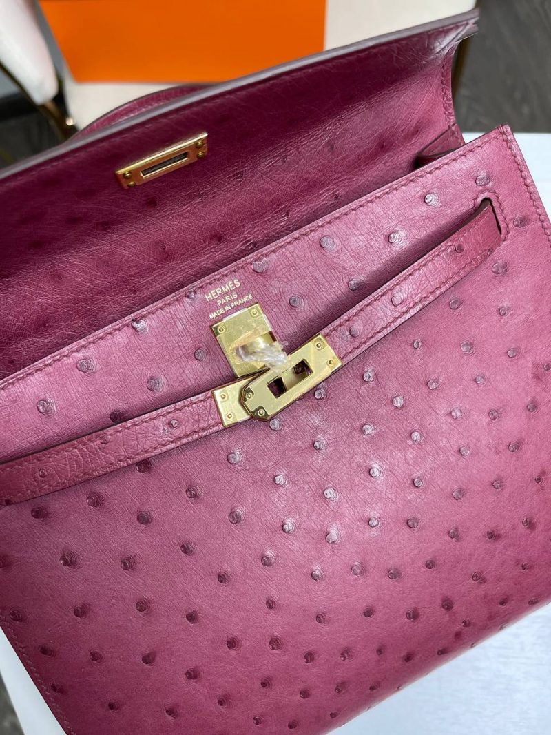 photo_5409275370034812397_y