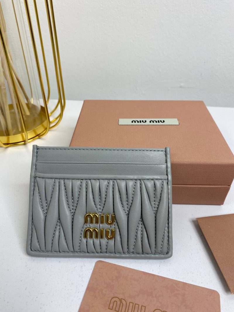 photo_5422834079277111136_y