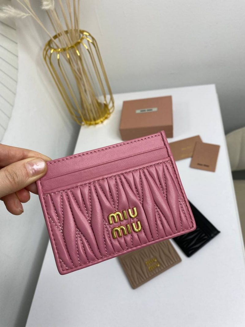 photo_5422834079277111139_y