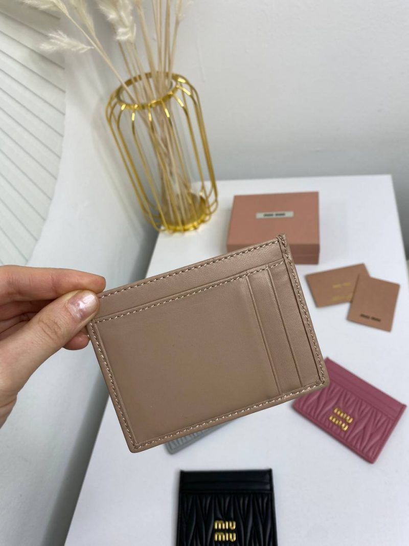 photo_5422834079277111149_y