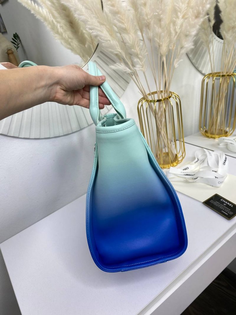 photo_5438122595187808964_y