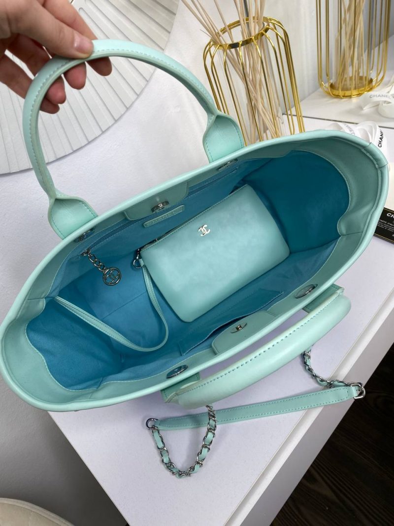 photo_5438122595187808966_y