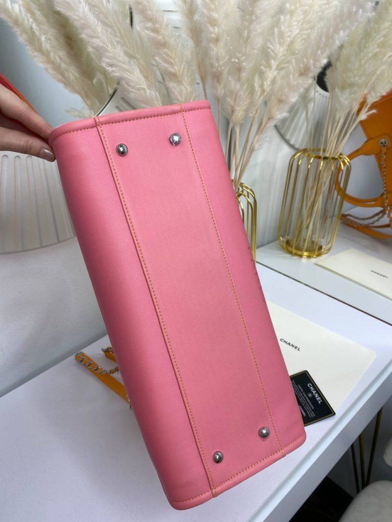 photo_5438122595187808971_y